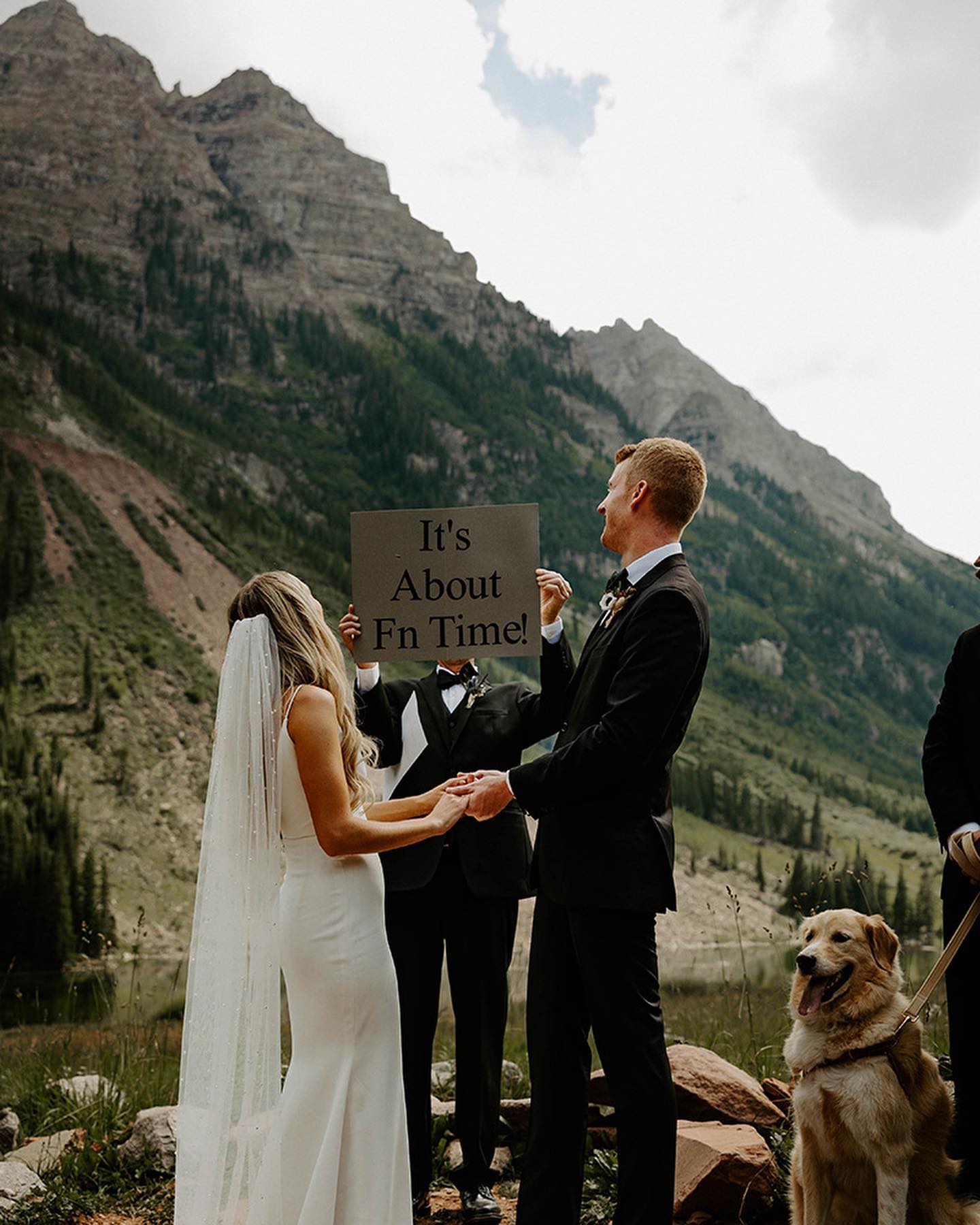 couple getting married in the mountains