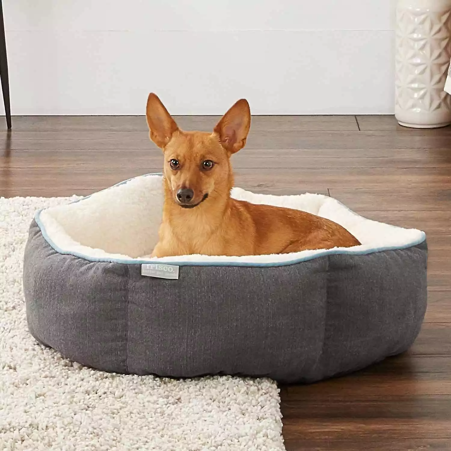 Frisco Sherpa Dog Bed