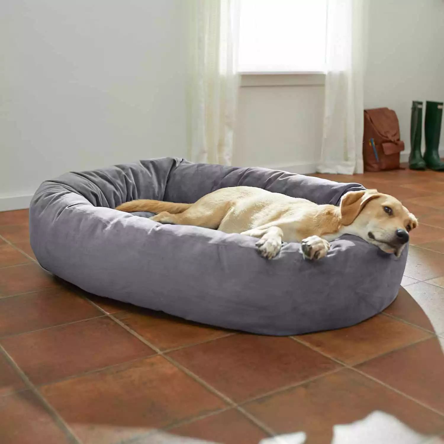 Frisco Velvet Round Bed