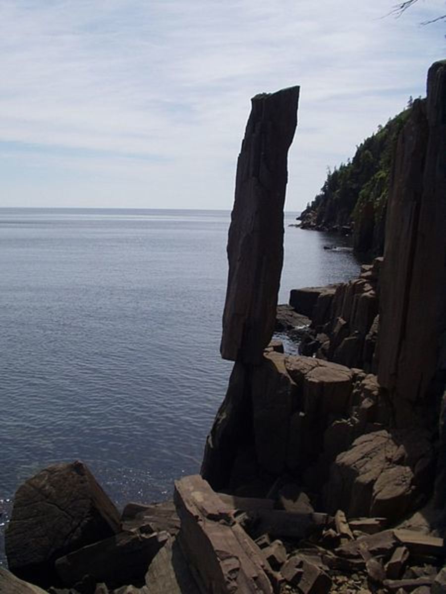 Balancing Rock, Canada